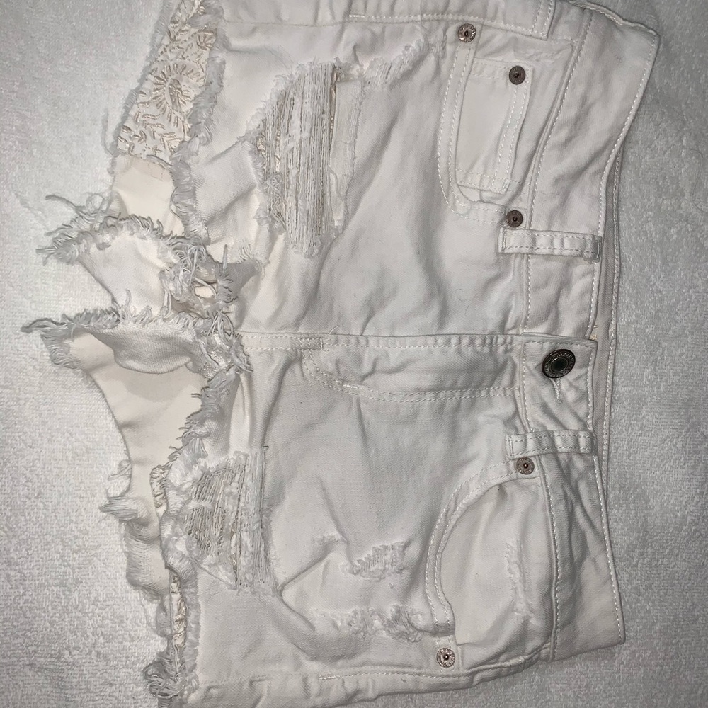 White American eagle shorts